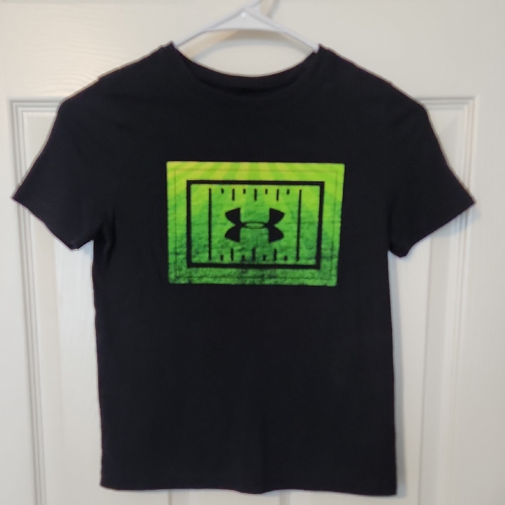 Under Armour Boy's Black and Green T-Shirt